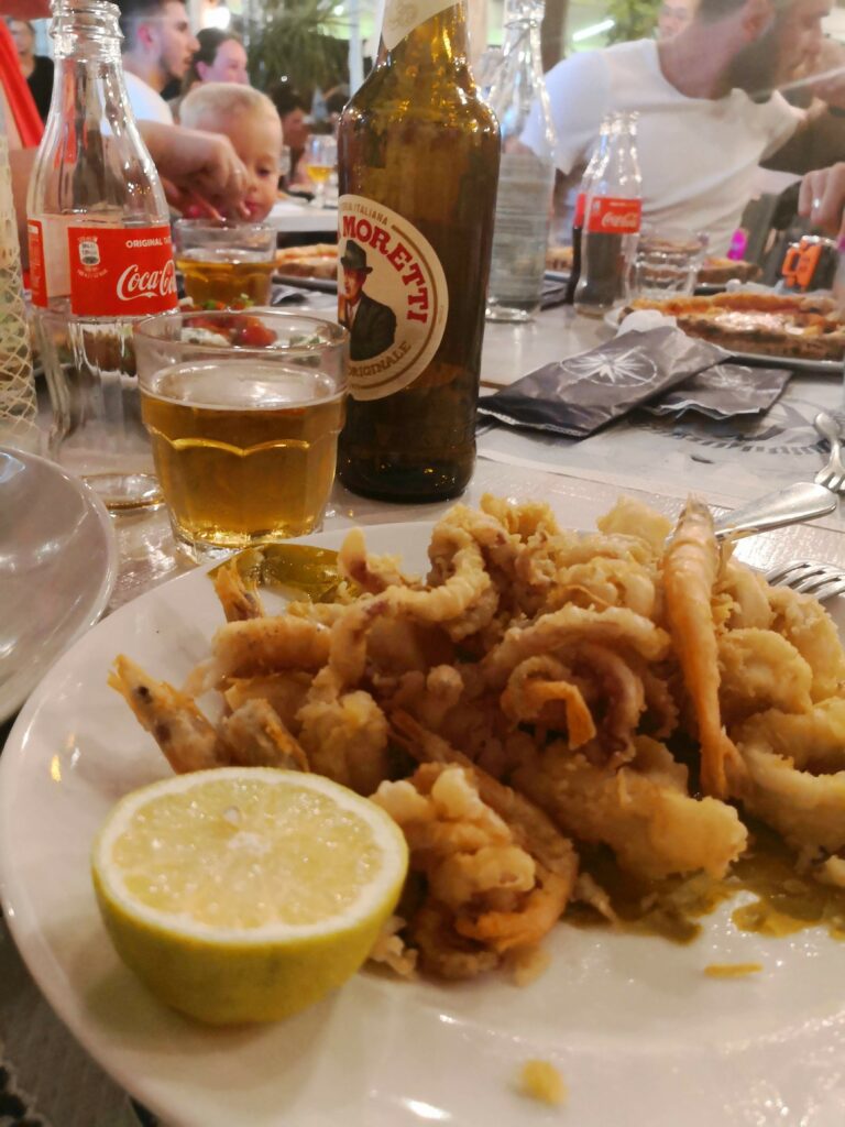 Gdzie zjeść w Toskanii? W Follonice w LA Taverna di Pulcinella | Grillowana ośmiornica | Pizza i przystawki | Frittura mix