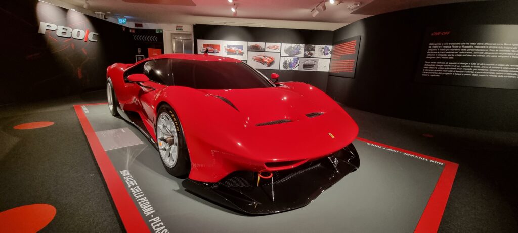 Ferrari w Muzeum Ferrari w Maranello