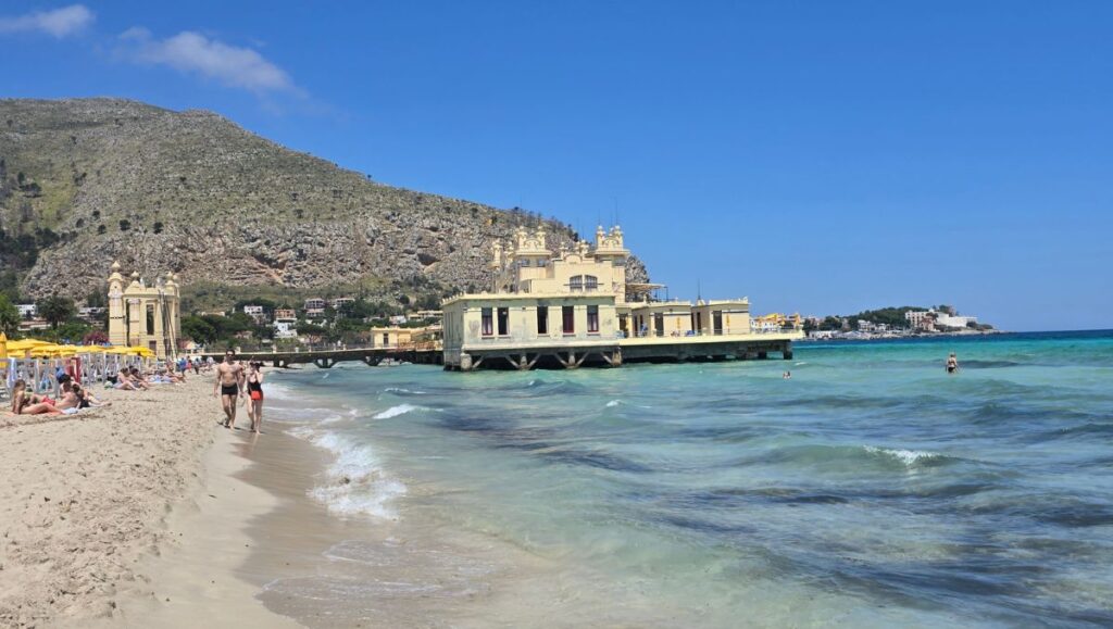 Plaża Mondello w Palermo