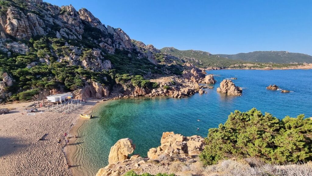 Plaża Li Cossi WakacjeWeWloszech.pl